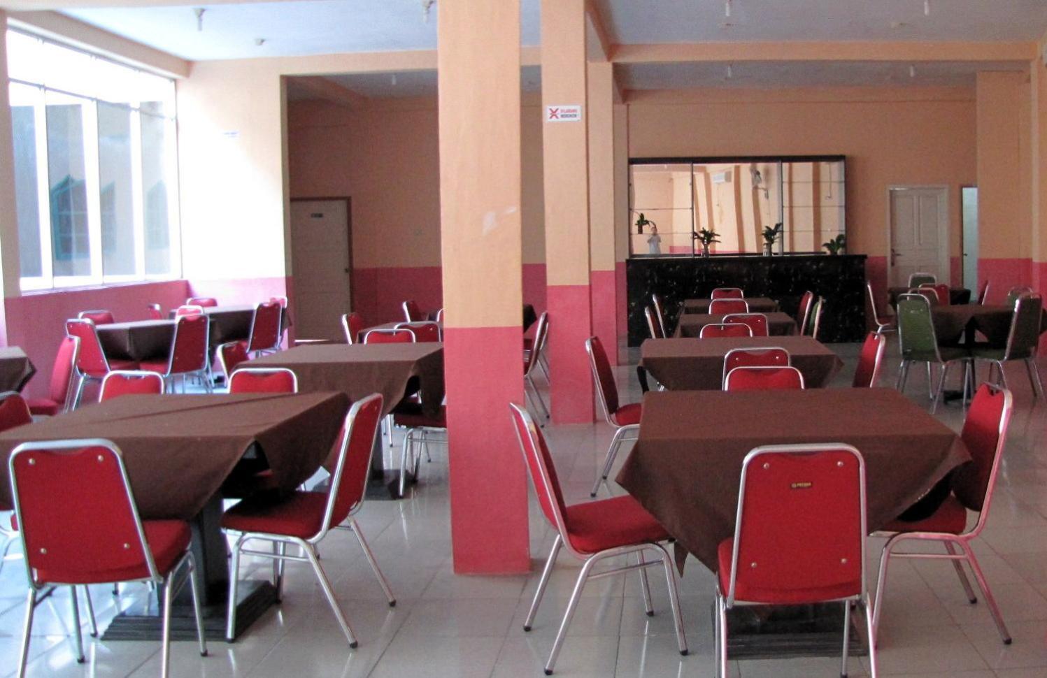 פאנגקאלפינאנג Hotel Mitra Garden מראה חיצוני תמונה